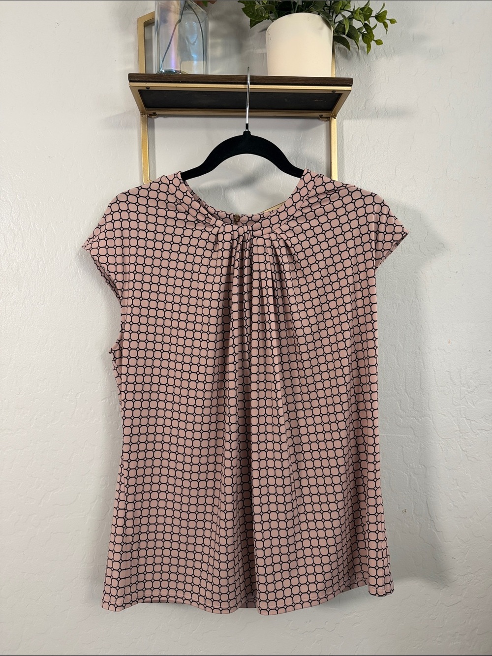 Liz Claiborne Pink Geometric Cap-Sleeve Blouse